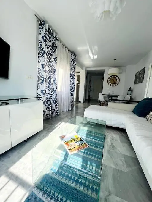 Apartment Ferienwohnung Atico Con Terraza Y Barbacoa Salobreña Spanien
